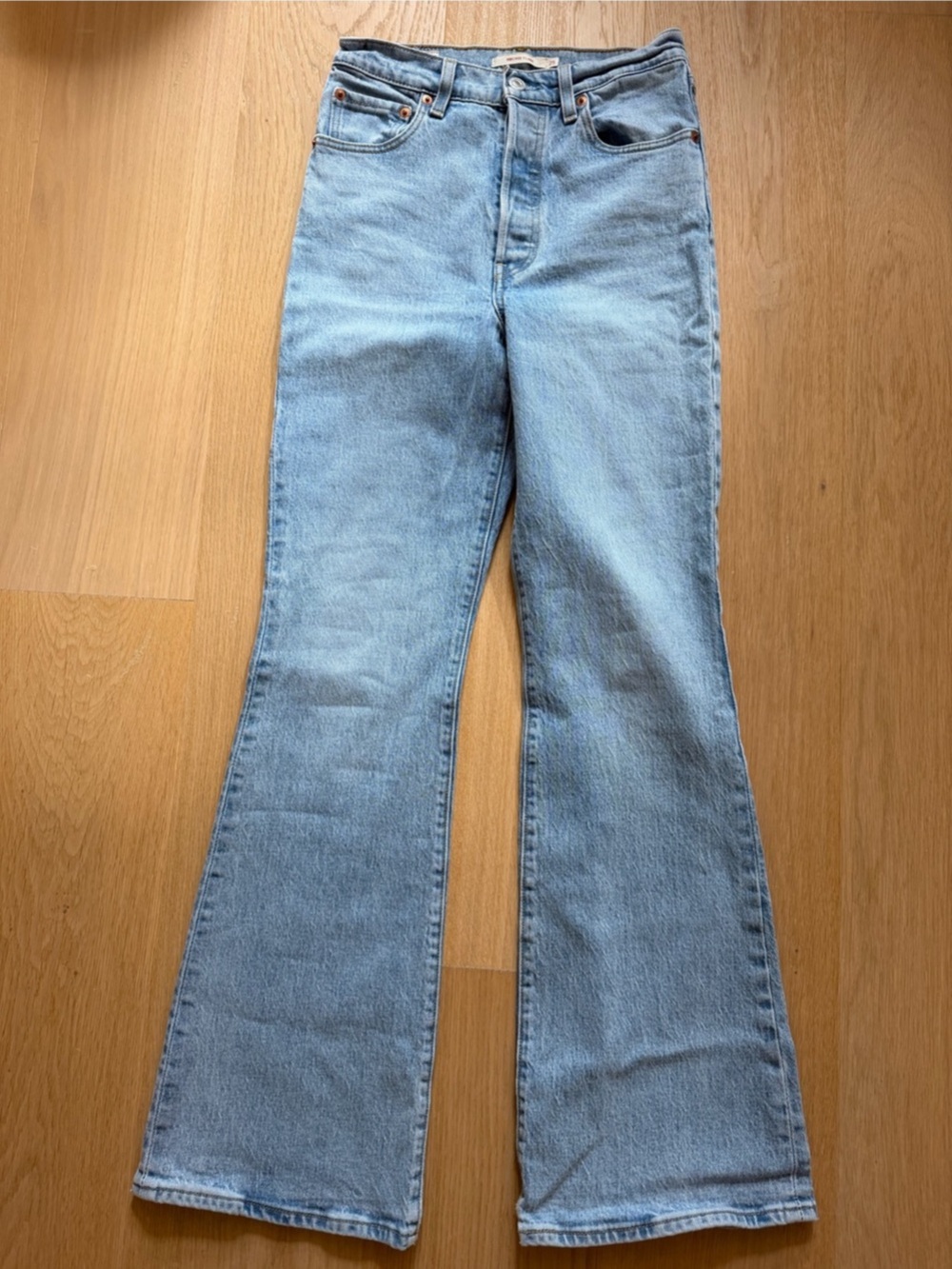 Levi's Ribcage Flare Jeans - Picture 2 of 3